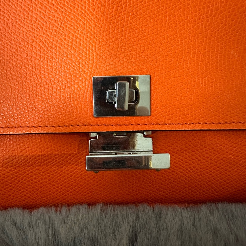 Celine - Picture 4 of 7